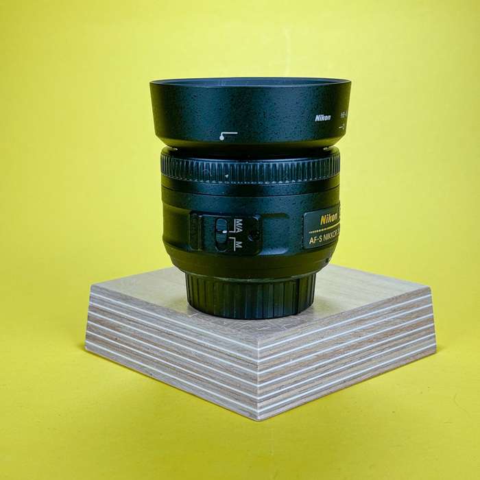 Nikon 35 mm f/1,8 AF-S NIKKOR G DX | 3299828