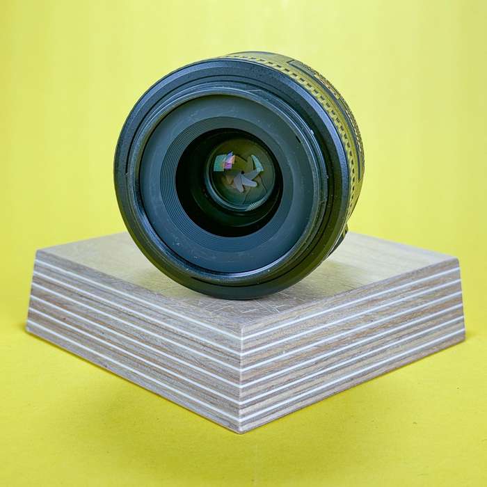 Nikon 35 mm f/1,8 AF-S NIKKOR G DX | 3299828