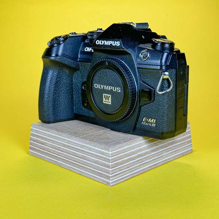 Olympus OM‑D E‑M1 Mark III | BJDA33284
