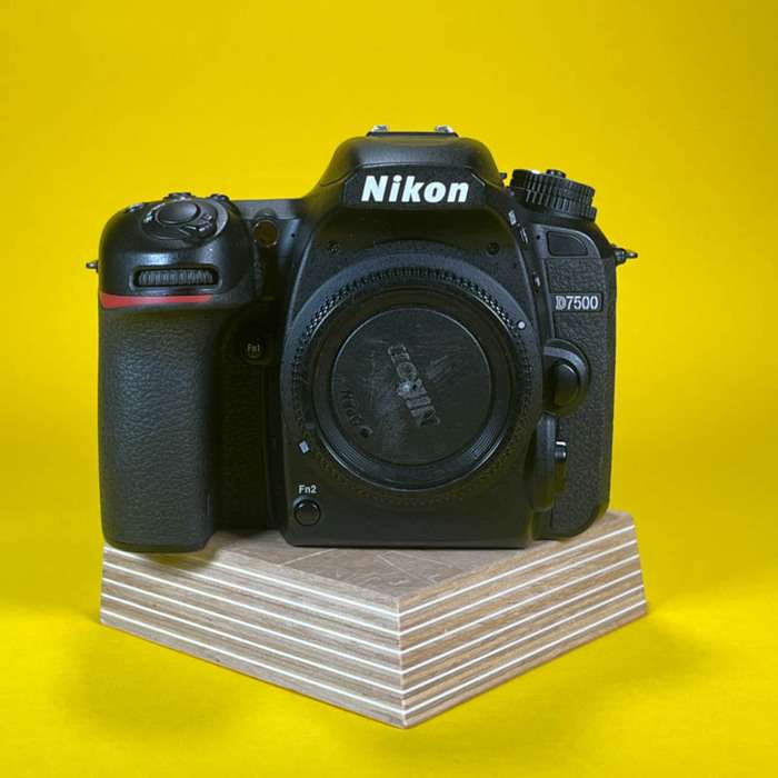 Nikon D7500 | 6007435