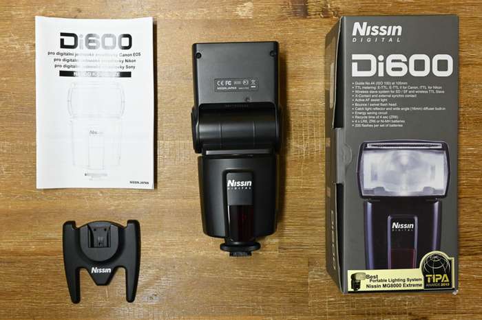 Nissin Di600 Speedlite pro Nikon