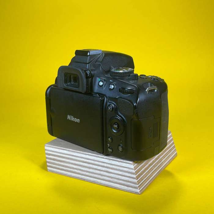 Nikon D5100 | 6071442