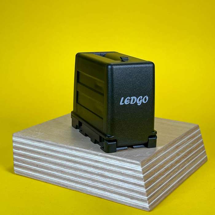 LedGo NP-F970 zásobník pro 6x AA baterii