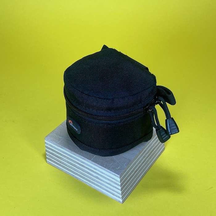 Pouzdro LowePro na 50mm |