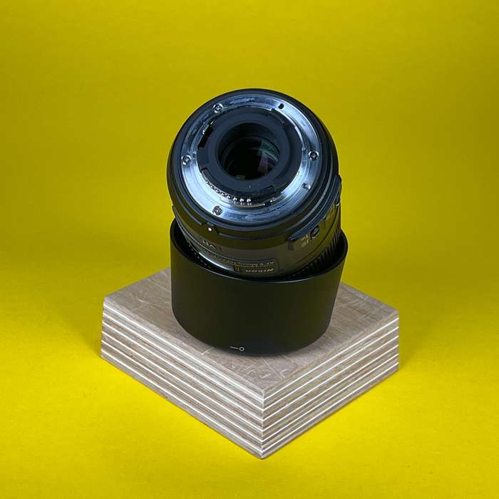 Nikon 85mm f/3,5 AF-S G DX Micro VR | 2041513