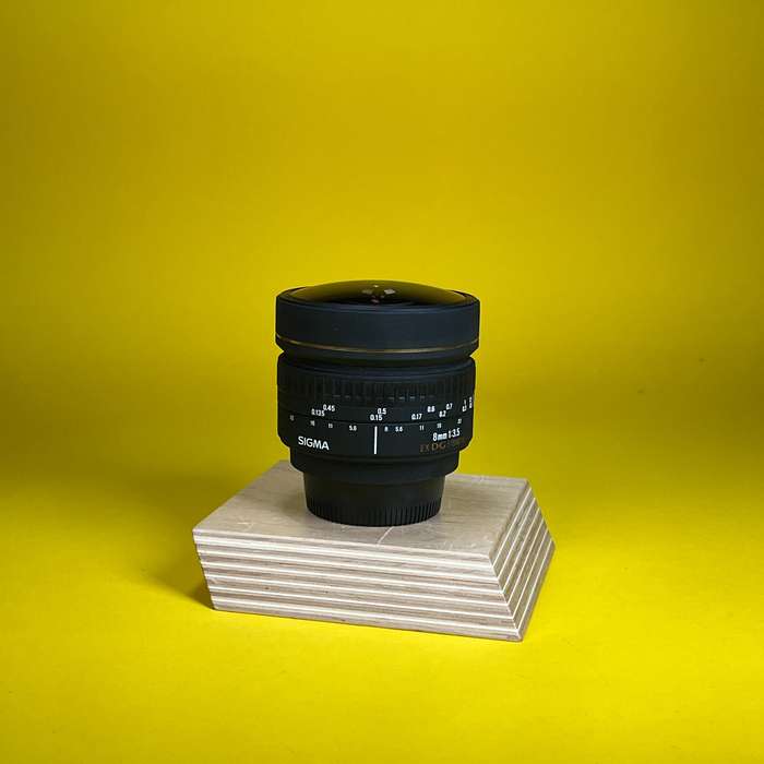 Sigma 8mm f/3,5 EX DG Circular Fisheye pro nikon