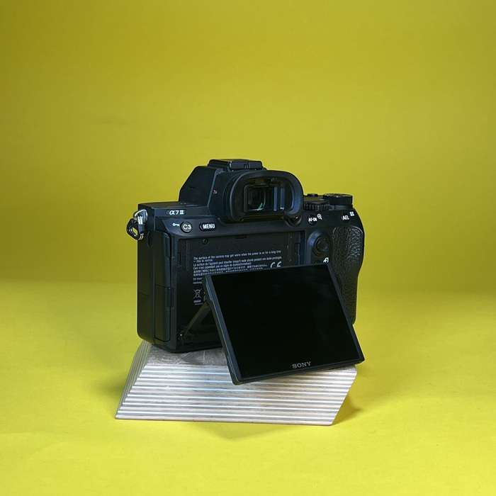 Sony Alpha A7 III  + baterie| 3802264