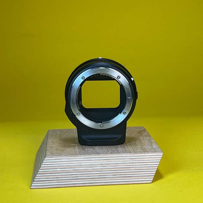 Nikon FTZ adaptér | 30174954