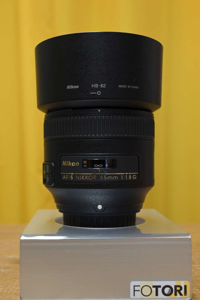 Nikon AF-S 85mm F/1,8 G |  489543