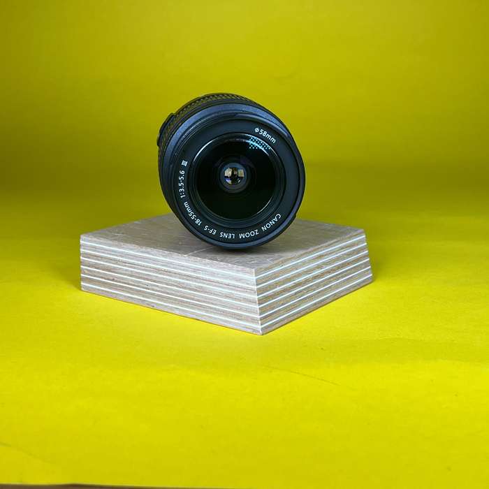 Canon eos 100D + Canon EF 18-55mm f/3,5-5,6 | 363073007024 + 3977006690