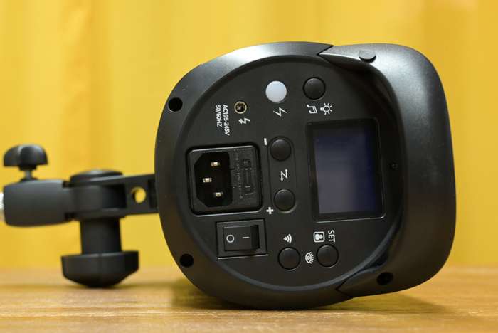 Rollei Studio Flash 400 | záblesk s příslušenstvím | univerzální odpalovač a odpalovač Fuji