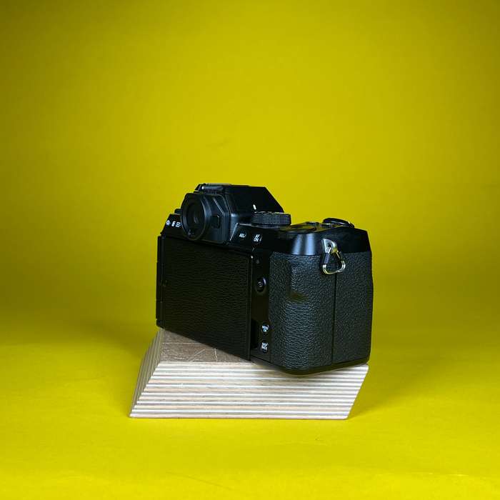 Fujifilm X-S10 + 14-45 + náhradní baterie | 1D015535