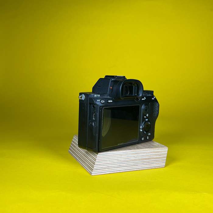 Sony Alpha A7 III + Lplate  | 3846226