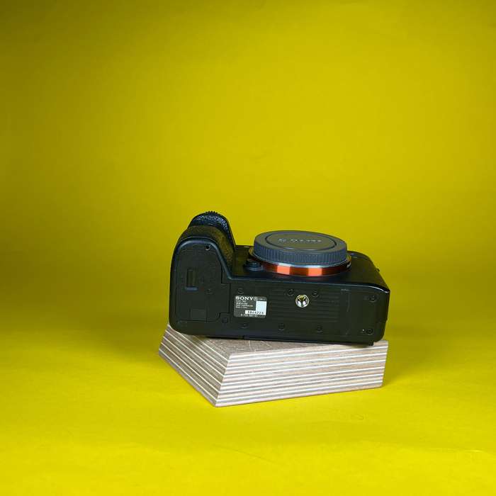 Sony Alpha A7 III + Lplate  | 3846226