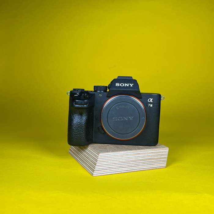 Sony Alpha A7 III + Lplate  | 3846226