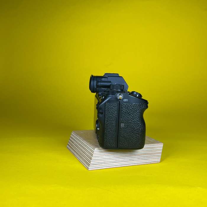 Sony Alpha A7 III + Lplate  | 3846226