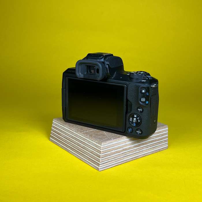 Canon M50 + 15-45mm | 0830300Q5170 + 863208005057
