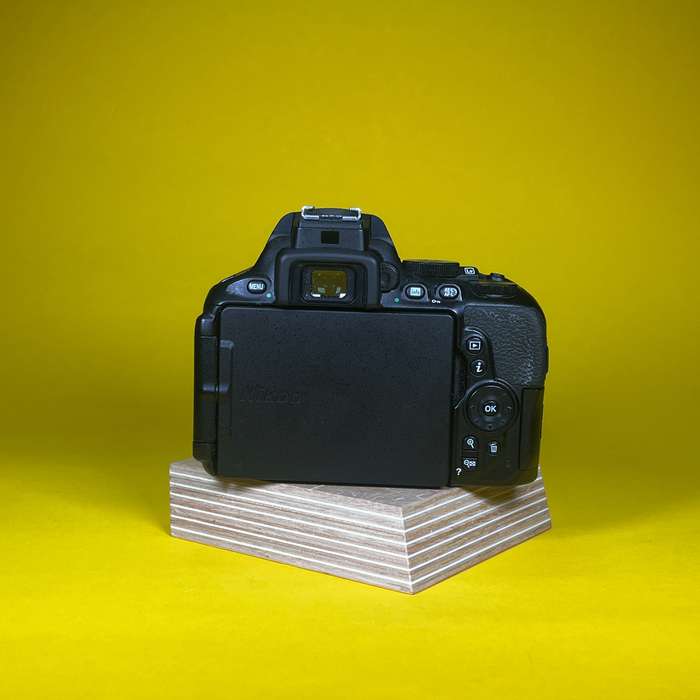 Nikon D5600 | 6101073