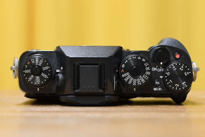 Fujifilm X-T1 | grip | 2x originál  + 1x neoriginál  baterie