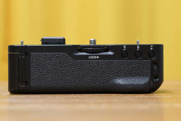 Fujifilm X-T1 | grip | 2x originál  + 1x neoriginál  baterie