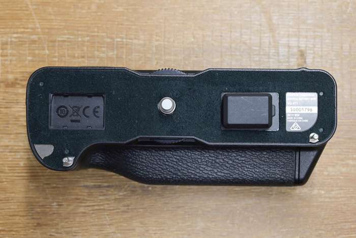 Fujifilm X-T1 | grip | 2x originál  + 1x neoriginál  baterie