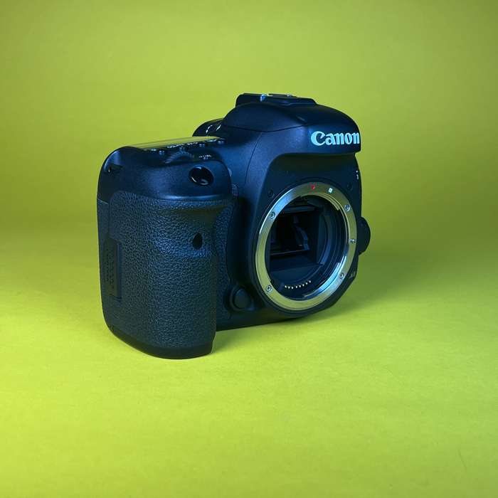 Canon Eos 7D Mark II | 023021000280