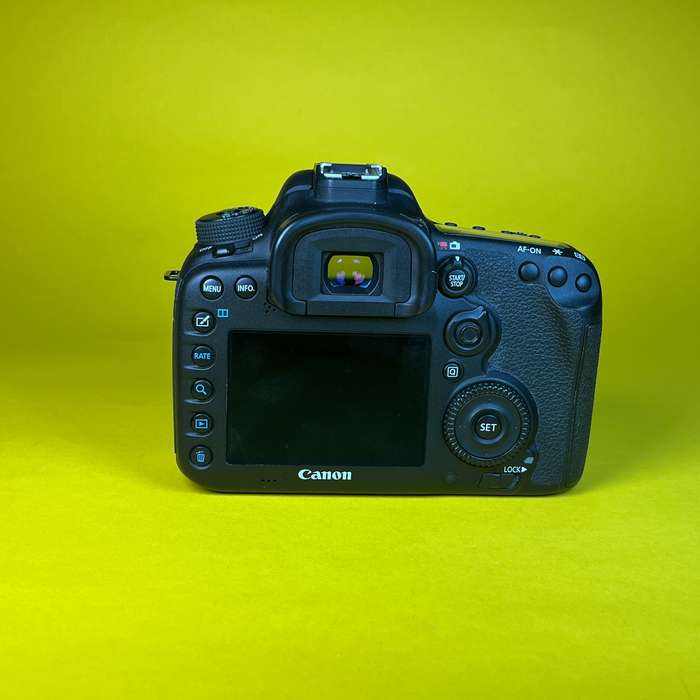 Canon Eos 7D Mark II | 023021000280