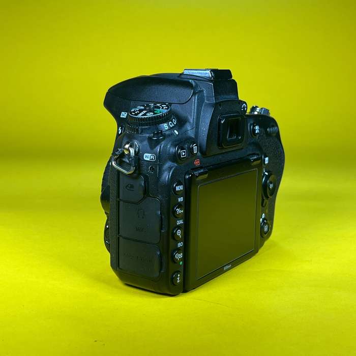 Nikon D750 | 3131918 |