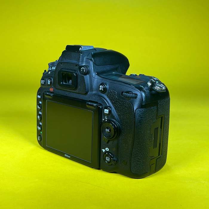 Nikon D750 | 3131918 |