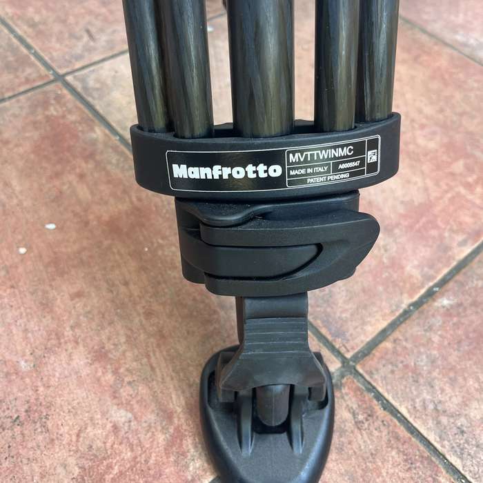 Manfrotto MVTTWINMC + 612AH  Karbonový video stativ | A5891152