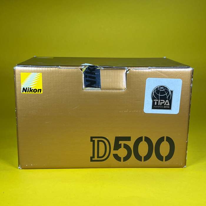 Nikon D500 + Nikon Bateriový grip MBD17 | 6033051