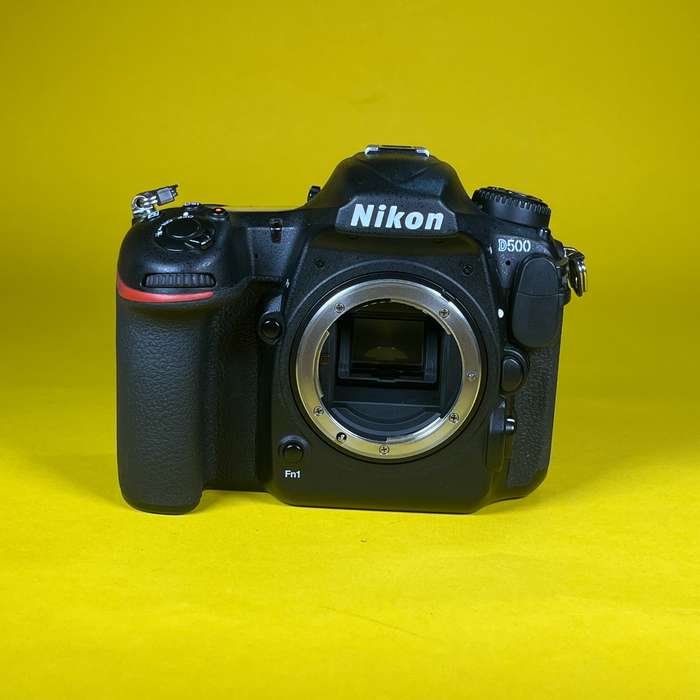 Nikon D500 + Nikon Bateriový grip MBD17 | 6033051