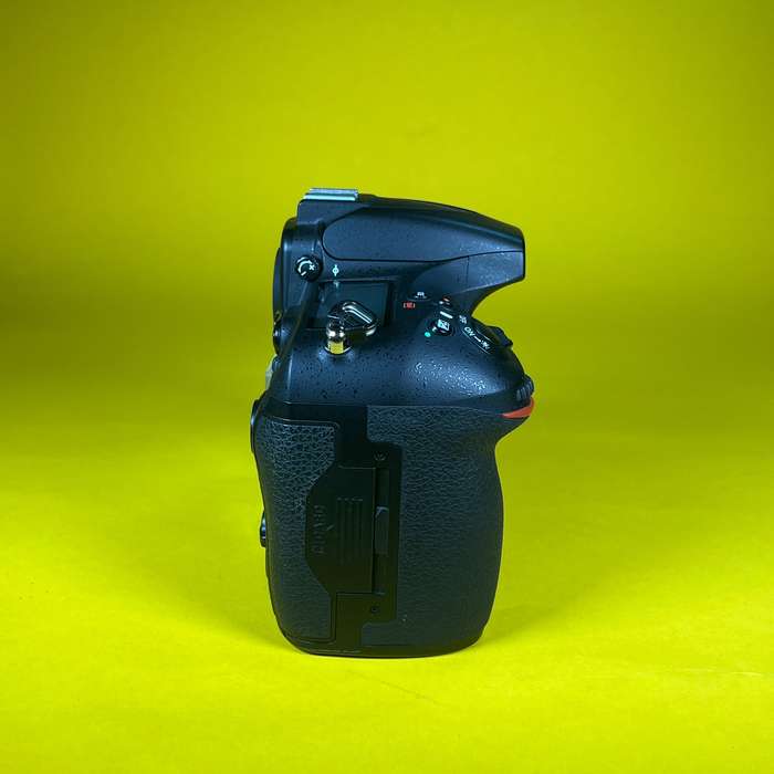 Nikon D810 + L-plate | 6021487