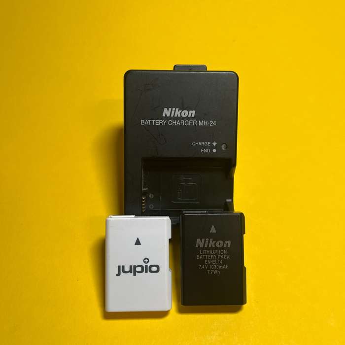 Nabíječka MH24 + 2x baterie Nikon EN-EL14