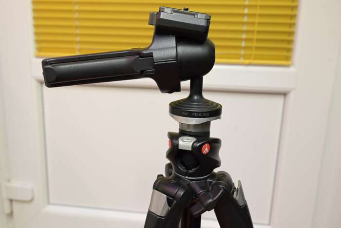 Manfrotto 055 + Manfrotto 322RC2 | stativ s hlavou