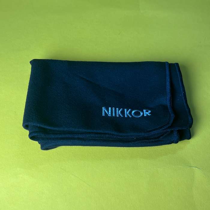 Nikkor 28-75 mm f/2,8 | 20021551