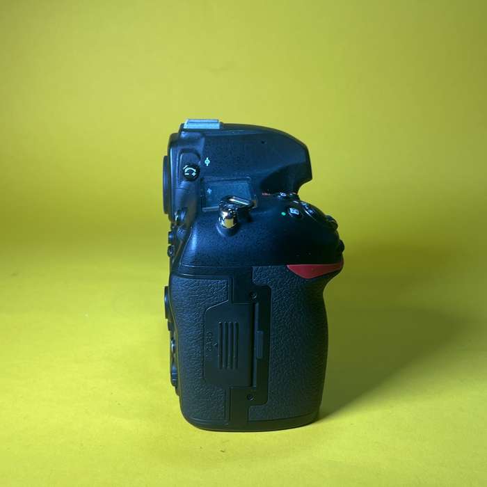 Nikon D850 + Grip + Baterie EN-EL18c s nabíječkou    | 6064396