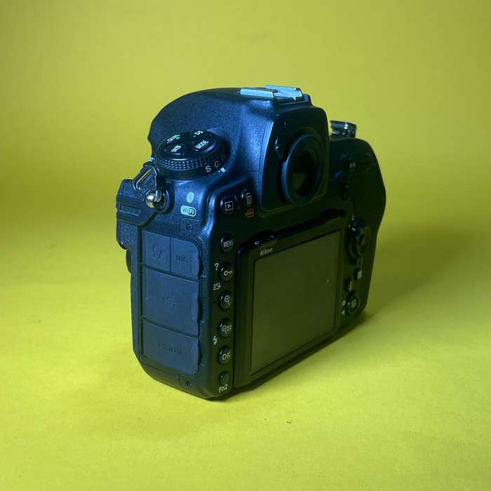 Nikon D850 + Grip + Baterie EN-EL18c s nabíječkou    | 6064396