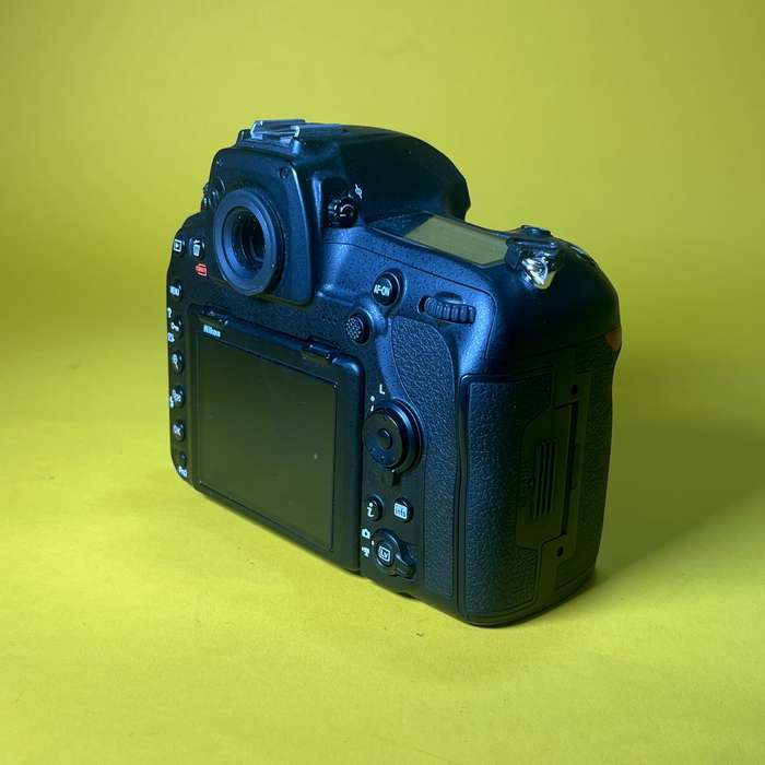 Nikon D850 + Grip + Baterie EN-EL18c s nabíječkou    | 6064396