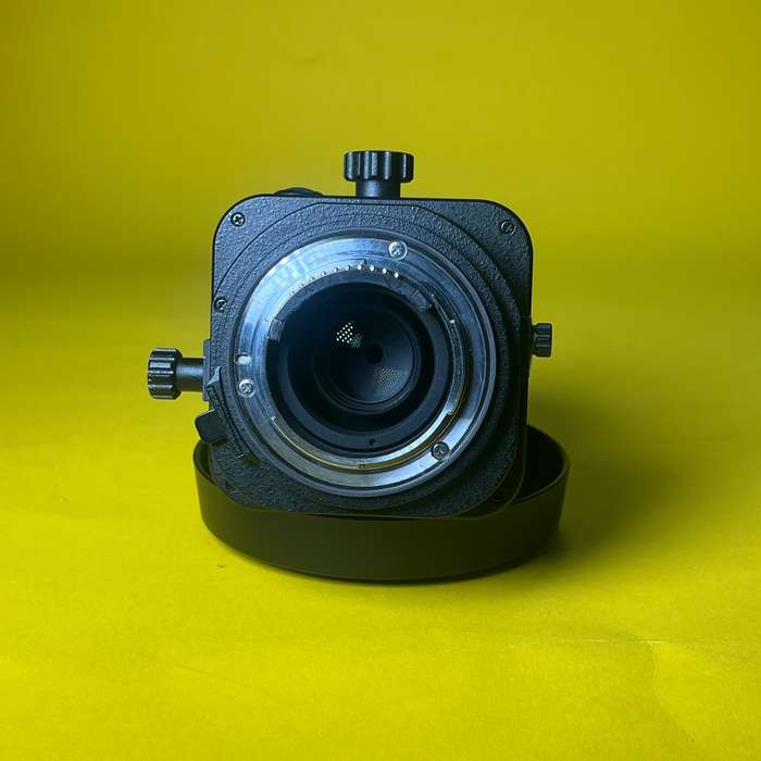 PC-E NIKKOR 24mm f/3.5D ED | 219936