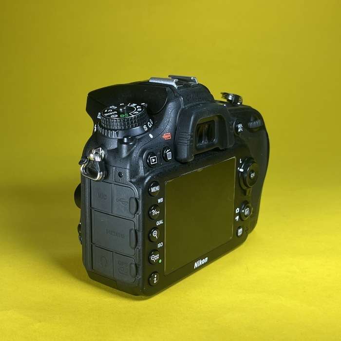 Nikon D7100 | 4306425