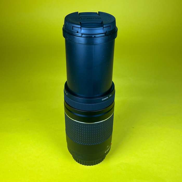 Canon EF 75-300mm f/4,0-5,6 DC III | 3389206136