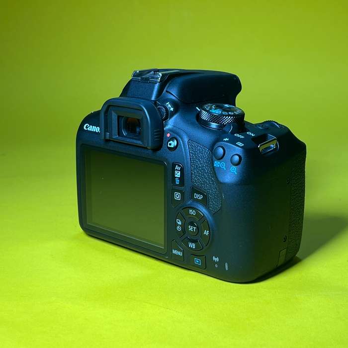 Canon EOS 2000D | 693077001644