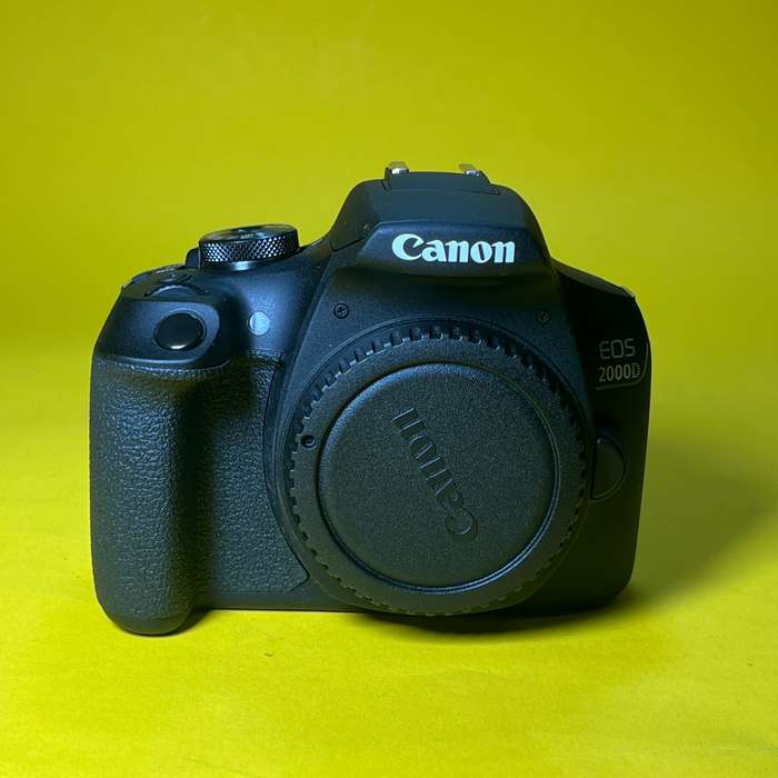 Canon EOS 2000D | 693077001644