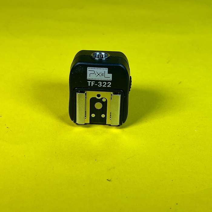 PIXEL TF-322 patice blesku s PC výstupem a sáňkami pro Nikon