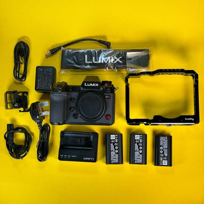 Panasonic Lumix DC-S1H  + klec, 3x baterie | WJ9SA004273