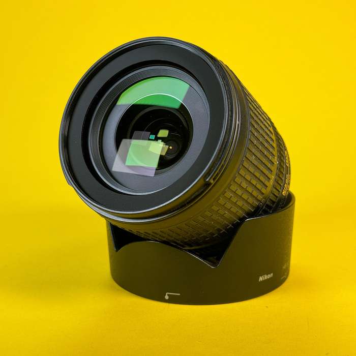 Nikon 18-105mm f/3,5-5,6  AF-S DX G ED VR | 32352710