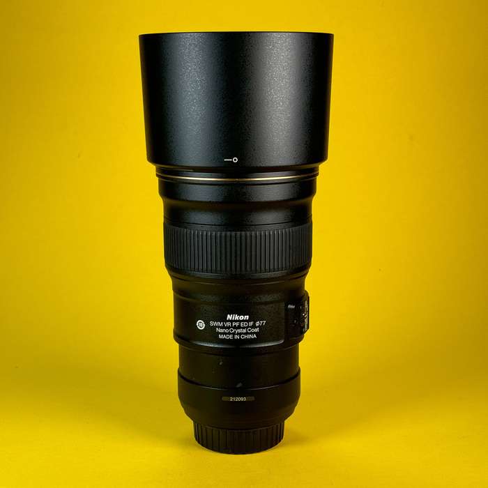 Nikon 300mm f/4.0 E AF-S PF ED VR | 212093