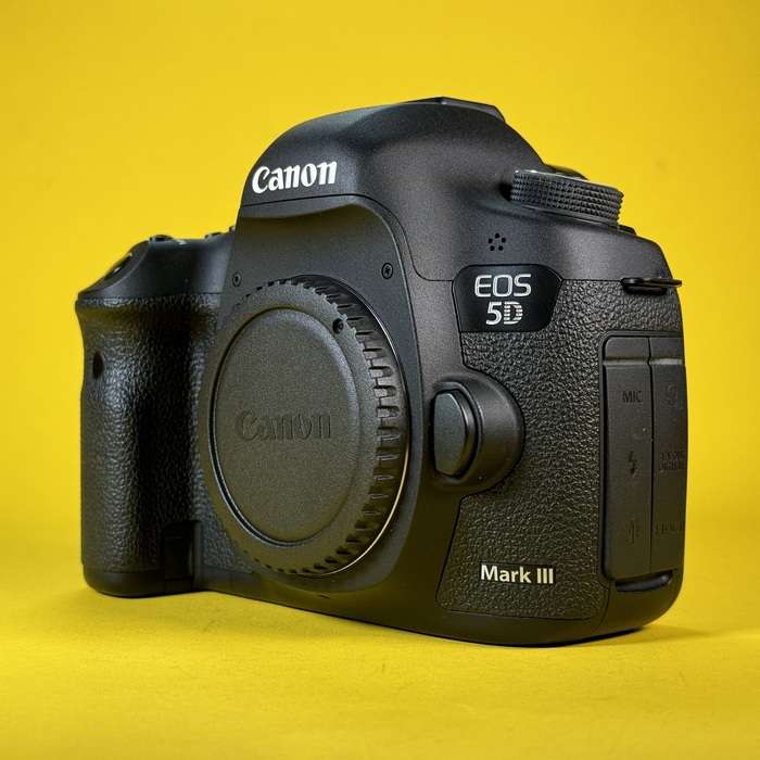 Canon 5D Mark III | 043024003033