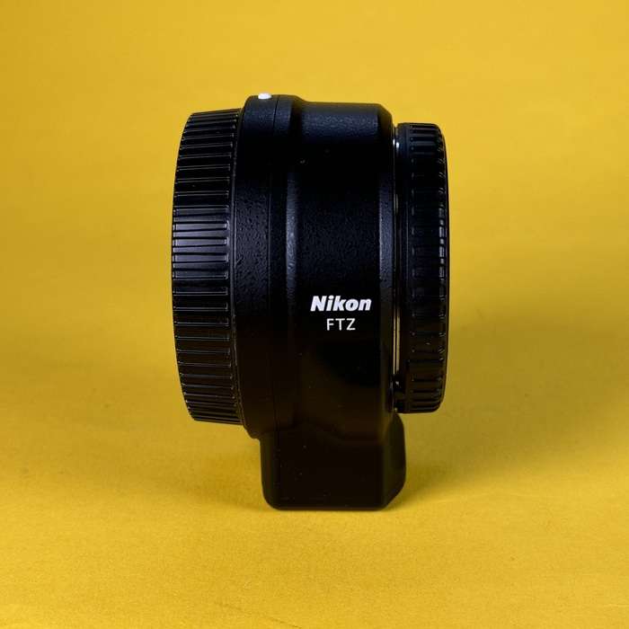 Nikon FTZ adaptér | 20045592